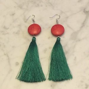Christmas Tassle Earrings  🎅🏼🎄⛄️❄️